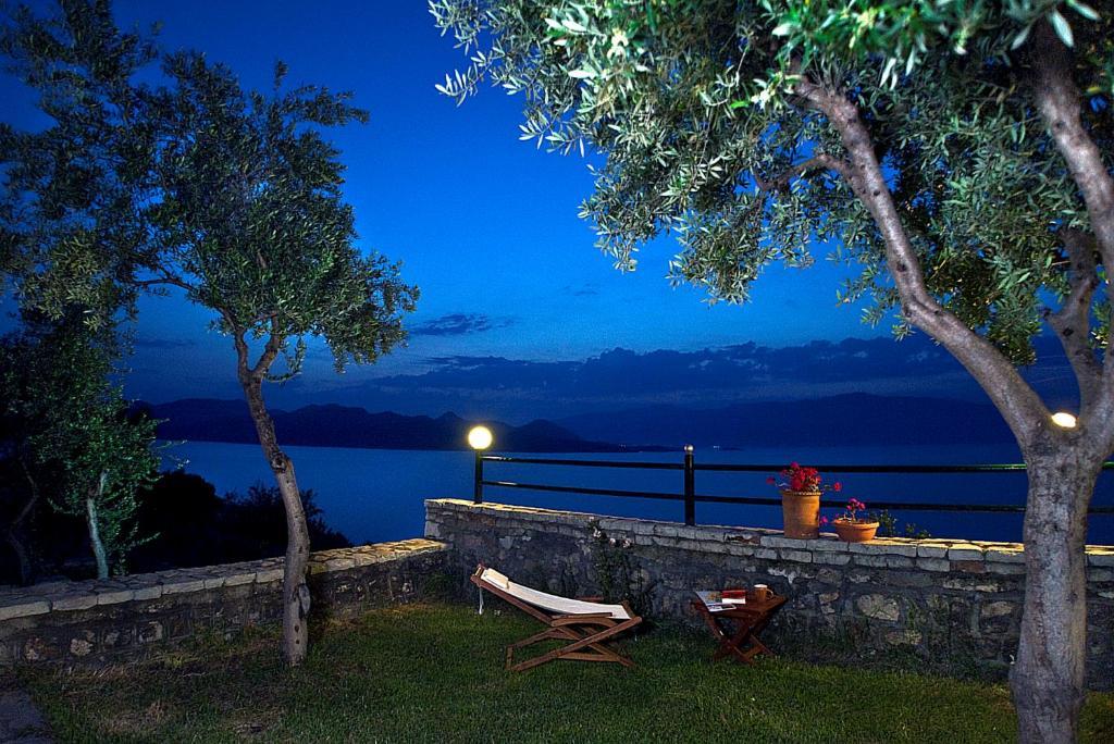 Villa Magemenou Nikiana Exterior foto